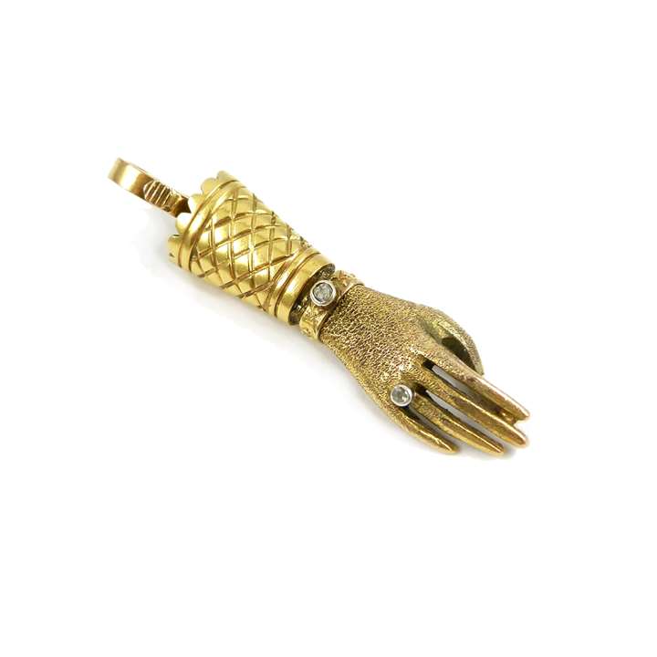 19th century gold and diamond set hand clasp to fit a single row